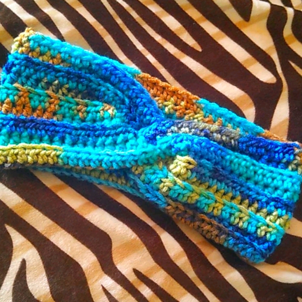HANDMADE twist headband/ear warmer